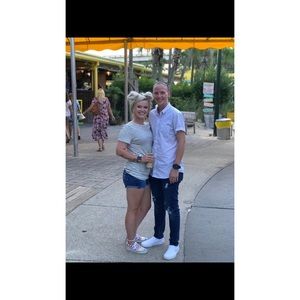 Meet your Posher, Courtney